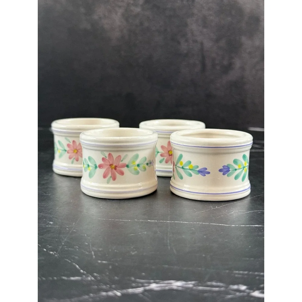 Vintage White Floral Ceramic Napkin Rings Set of Four (4) 2in Cottagecore